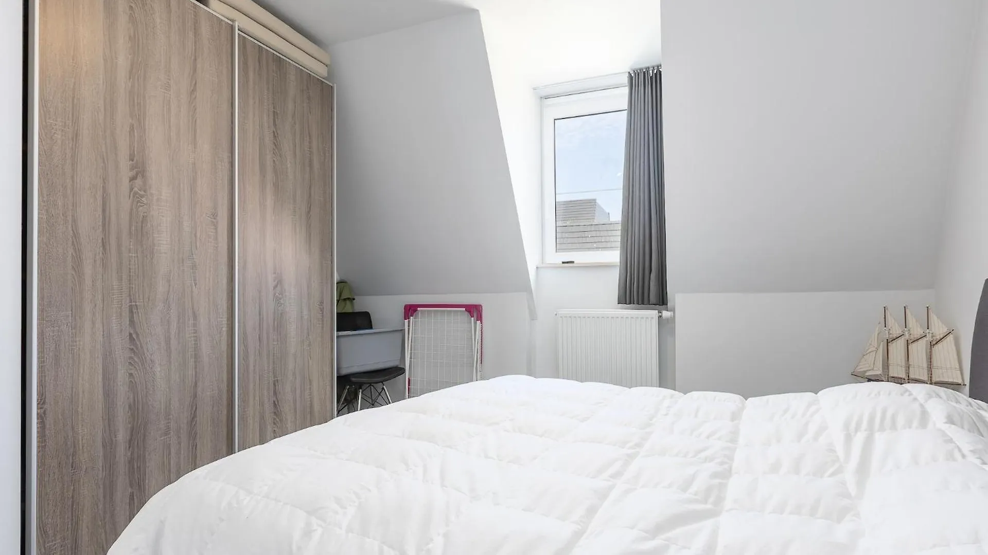Sunny Apartment With Open Terrace Middelkerke Belgium
