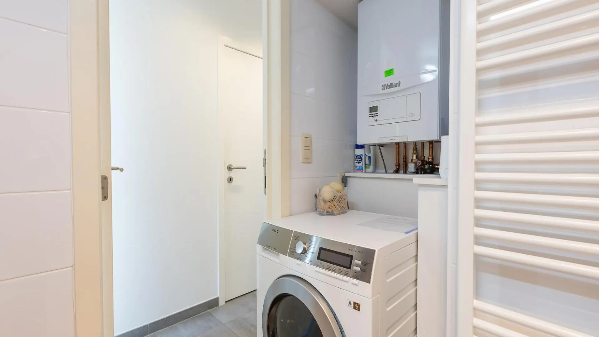Sunny Apartment With Open Terrace Middelkerke